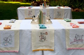 Vintage-DIY-Book-Birthday-Party-Table