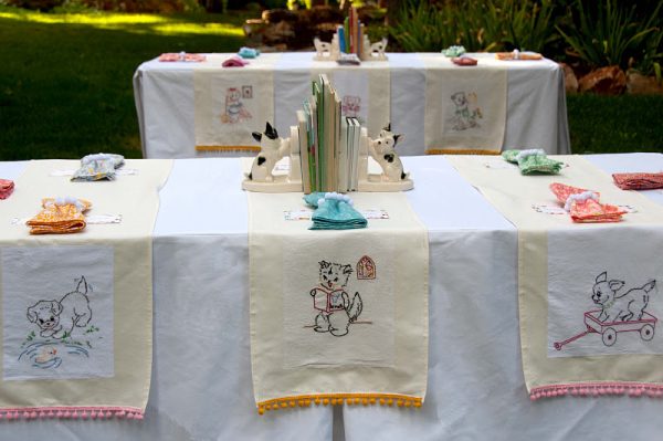 Vintage-DIY-Book-Birthday-Party-Table