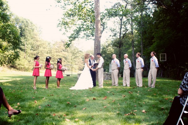 barn-wedding-bridal-party