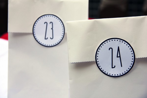 diy-advent-calendar-bags diy-advent-calendar-bags
