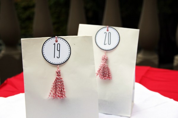 diy-advent-calendar-bags-printable-numbers diy-advent-calendar-bags-printable-numbers