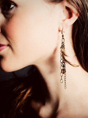 mignonne-handmade-feather-earring