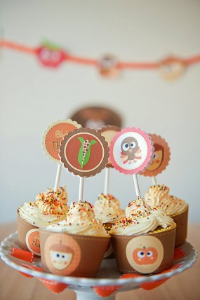 thanksgiving-printable-cupcake-decorations