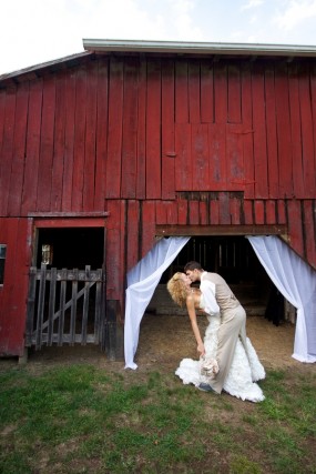 vintage-barn-wedding