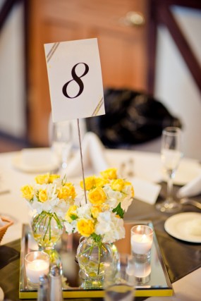 yellow-wedding-decor yellow-wedding-decor