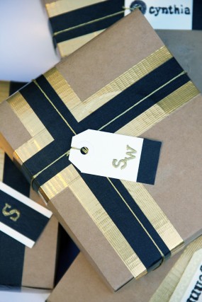 diy-gift-wrap-with-tape