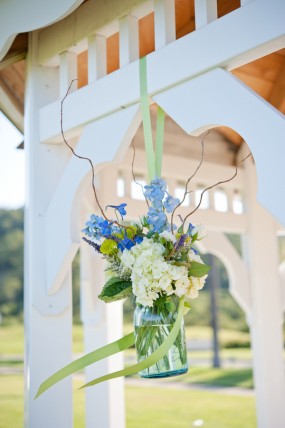 blue-diy-wedding-ceremony blue-diy-wedding-ceremony