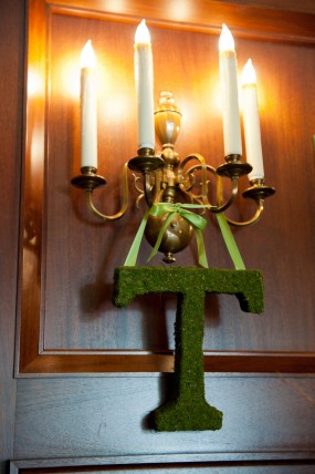 diy-wedding-moss-letters diy-wedding-moss-letters