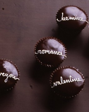 hostess-valentines-day-cupcakes