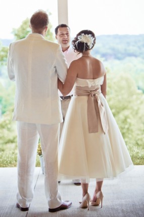 outdoor-wedding-ceremony outdoor-wedding-ceremony