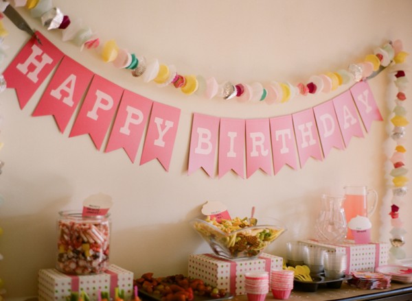 pink-happy-birthday-banner