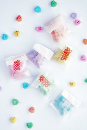 candy-conversation-heart-tic-tac-toe candy-conversation-heart-tic-tac-toe