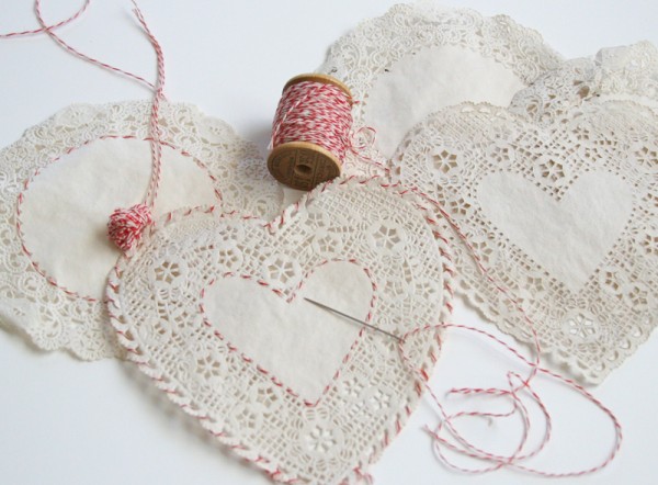 embroidered-doilies embroidered-doilies