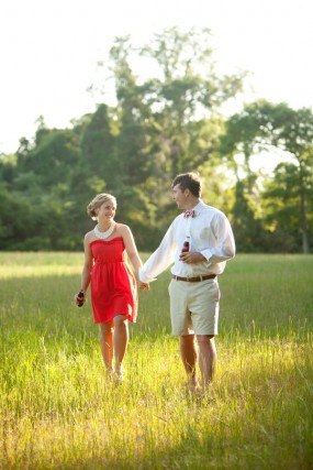 red-and-white-engagement-session-inspiration