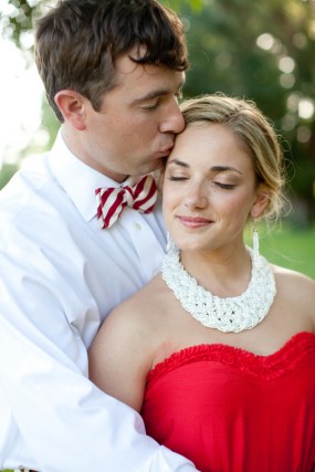 red-white-valentines-day-engagement-session
