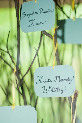 diy-indiana-wedding-stacy-able-photography-place-cards