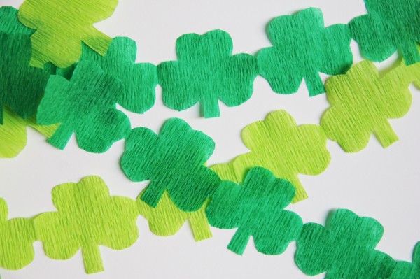 st-patricks-day-streamer-garland-diy st-patricks-day-streamer-garland-diy