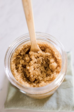 diy-body-scrub-mothers-day