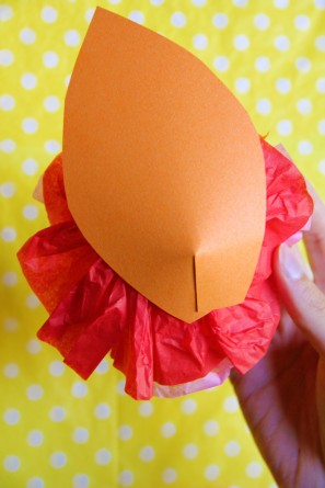 diy-paper-flower-place-cards diy-paper-flower-place-cards