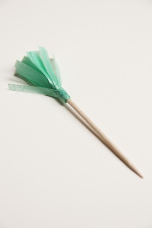 diy-tissue-paper-food-picks diy-tissue-paper-food-picks