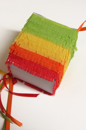 how-to-make-mini-pinatas how-to-make-mini-pinatas