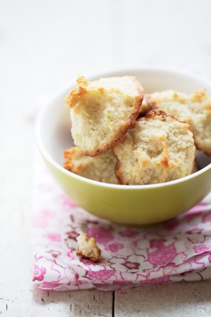 lime-coconut-macaroons