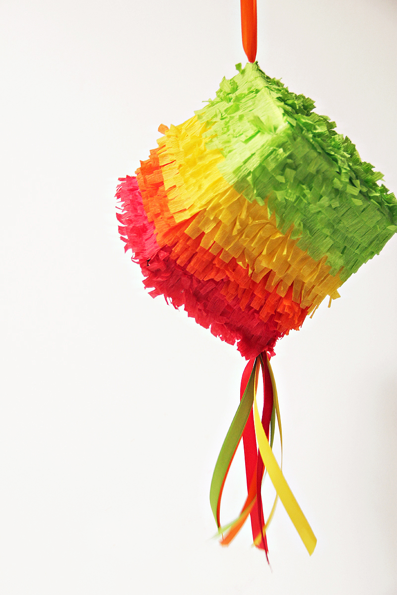 mini pinatas
