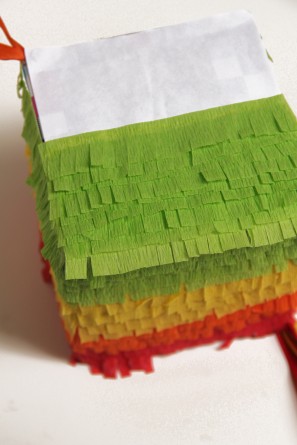 mini-pinatas mini-pinatas