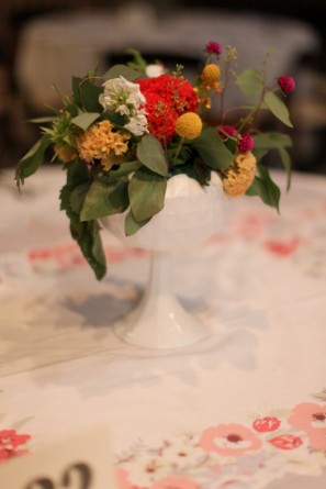 vintage-diy-wedding-reception-tables