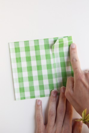diy-gingham-envelopes diy-gingham-envelopes