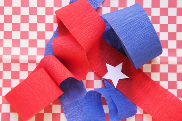 Fourth of July DIY Garland Fourth of July DIY Garland