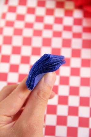 Fourth of July DIY Streamers Fourth of July DIY Streamers