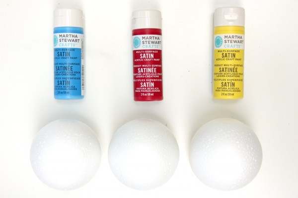 DIY Beach Ball Garland Supplies DIY Beach Ball Garland Supplies