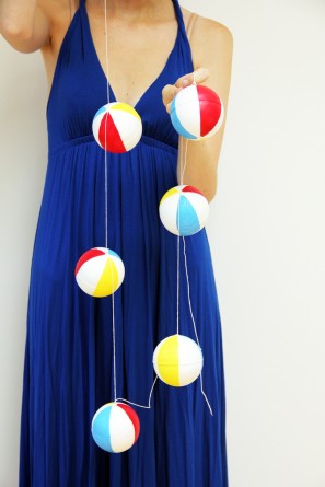 DIY Beach Ball Garlands DIY Beach Ball Garlands