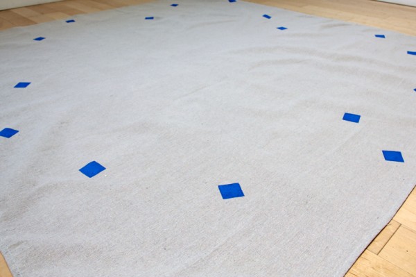How to Paint a Picnic Blanket How to Paint a Picnic Blanket