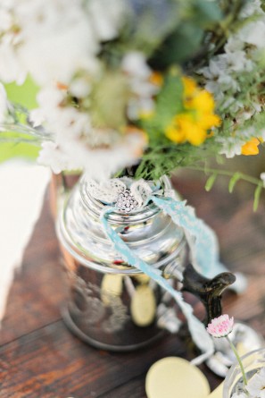 Scandinavian Summer Wedding Inspiration | Studio DIY