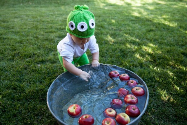 Bobbing for Apples Bobbing for Apples