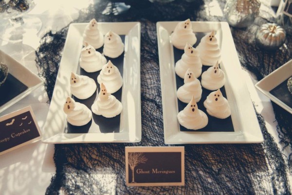 Ghost Meringues Ghost Meringues