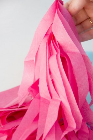 DIY Fringe Tassel Gift Toppers (3)
