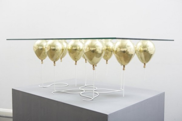 Balloon Table