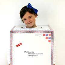 DIY-Air-Mail-Halloween-Costume-600x399