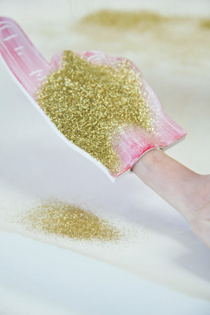 DIY Glitter Foam Finger