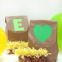 DIY-Graphic-Lunch-Bags-297x445