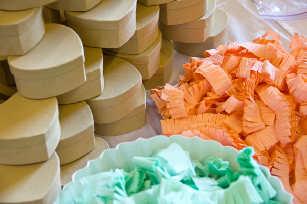 DIY Mini Pinatas