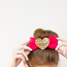 DIY-Sequin-Heart-Hair-Bowthumb