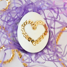 DIY-Sequin-Heart-Easter-Eggsthumb