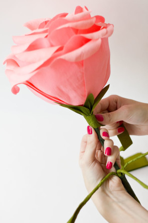 DIY Crepe Paper Roses