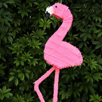 DIY-Flamingo-Pinatathumb