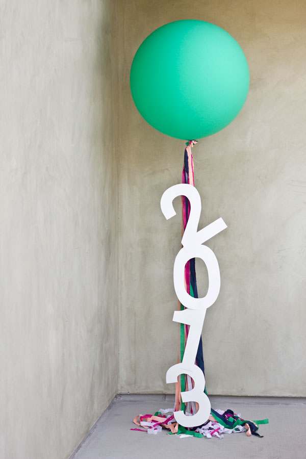 DIY Giant Message Balloons