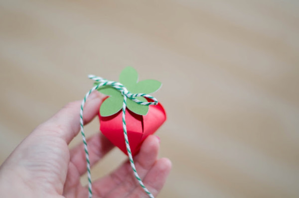 DIY Strawberry Favor Boxes